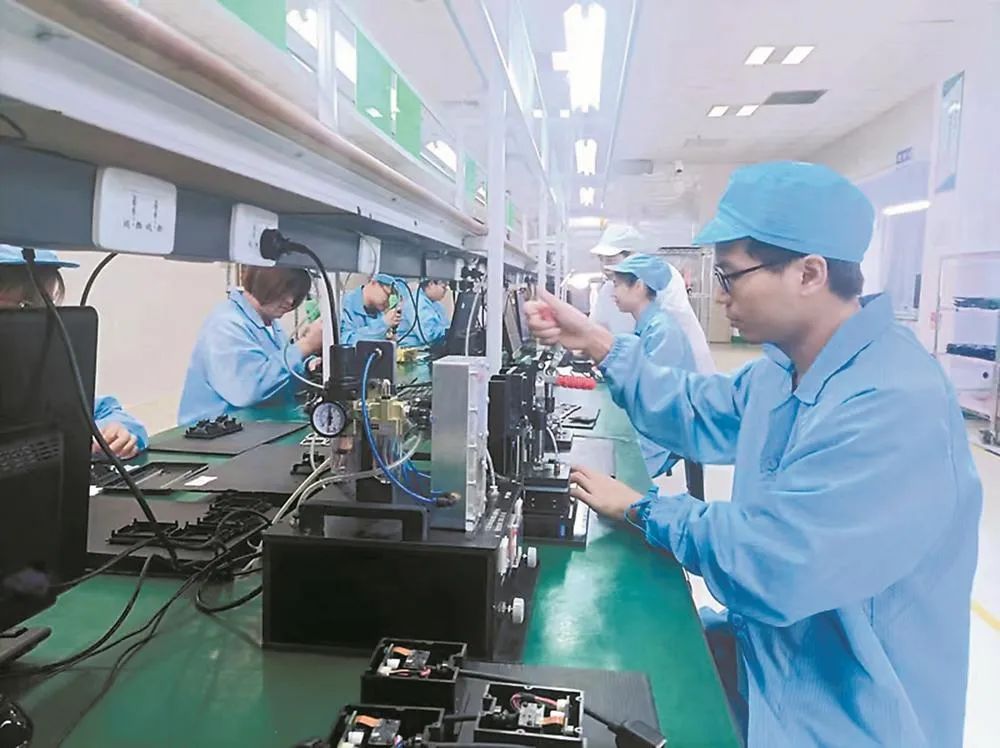 《福建日报》——Ebpay自动识别公司：“独步”信息识别领域 赋能工业智造